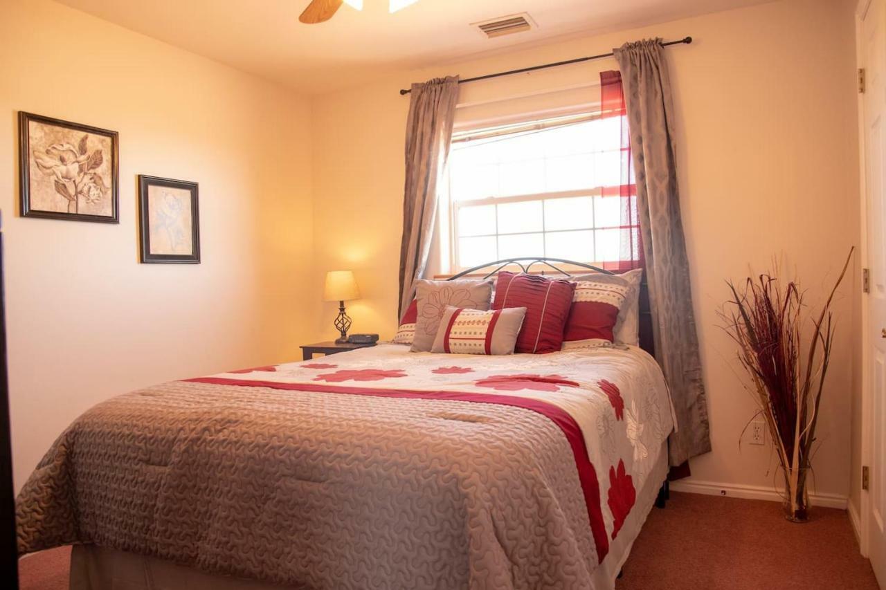Wahweap Ranch - 8-Bedroom Lake Powell Vacation House Page Extérieur photo